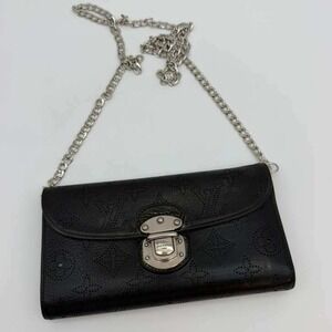 Authentic Louis Vuitton Mahina Black Leather Long Wallet Monogram Wallet W/Chain